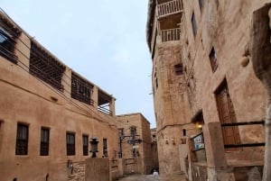 Maskat: Nizwa-Fort und Al Hamra Old Village Tagestour