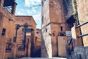 Maskat: Nizwa-Fort und Al Hamra Old Village Tagestour