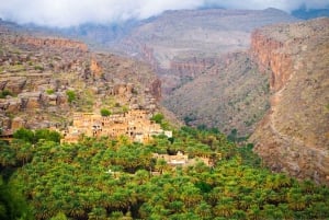 Mascate : visite d'une journée du fort de Nizwa et du vieux village d'Al Hamra
