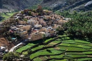 Muscat Oman Grand Canyon, Jebel Shams & Nizwa