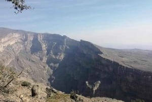 Muscat Oman Grand Canyon, Jebel Shams & Nizwa