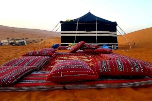 Mascate : Visite privée du désert de Wahiba Sands avec camping et nuitée