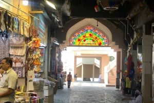 Muscat: Private City Tour With Pick-up/Drop-off & free Meal