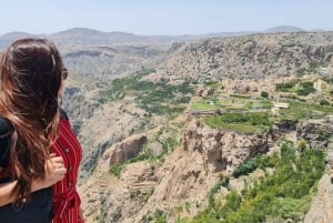 Muscat: Private Tagestour nach Nizwa und Al Jabal Akhdar