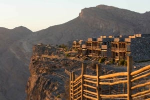 Muscat: Private Transfer to/from Jabel Akhdar & Alila Resort