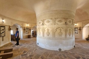 Muscat: heldagstur til Nakhal, Rustaq og varme kilder