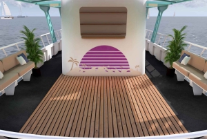 Muscat: Semi-Submarine Tour with Snorkeling & Cruise
