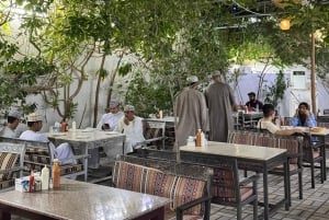 Muscat: Shawarma Trail med lokal guide och upphämtning