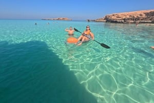 Маскат: сноркелинг и каякинг с черепахами на островах Дайманият