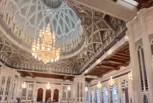 Muscat: rondleiding door de Sultan Qaboes-moskee