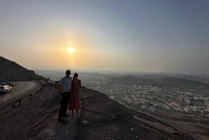 Muscat: Tur til bjergene i solnedgangen med middag og transport