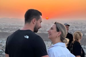 Muscat: Tur til bjergene i solnedgangen med middag og transport