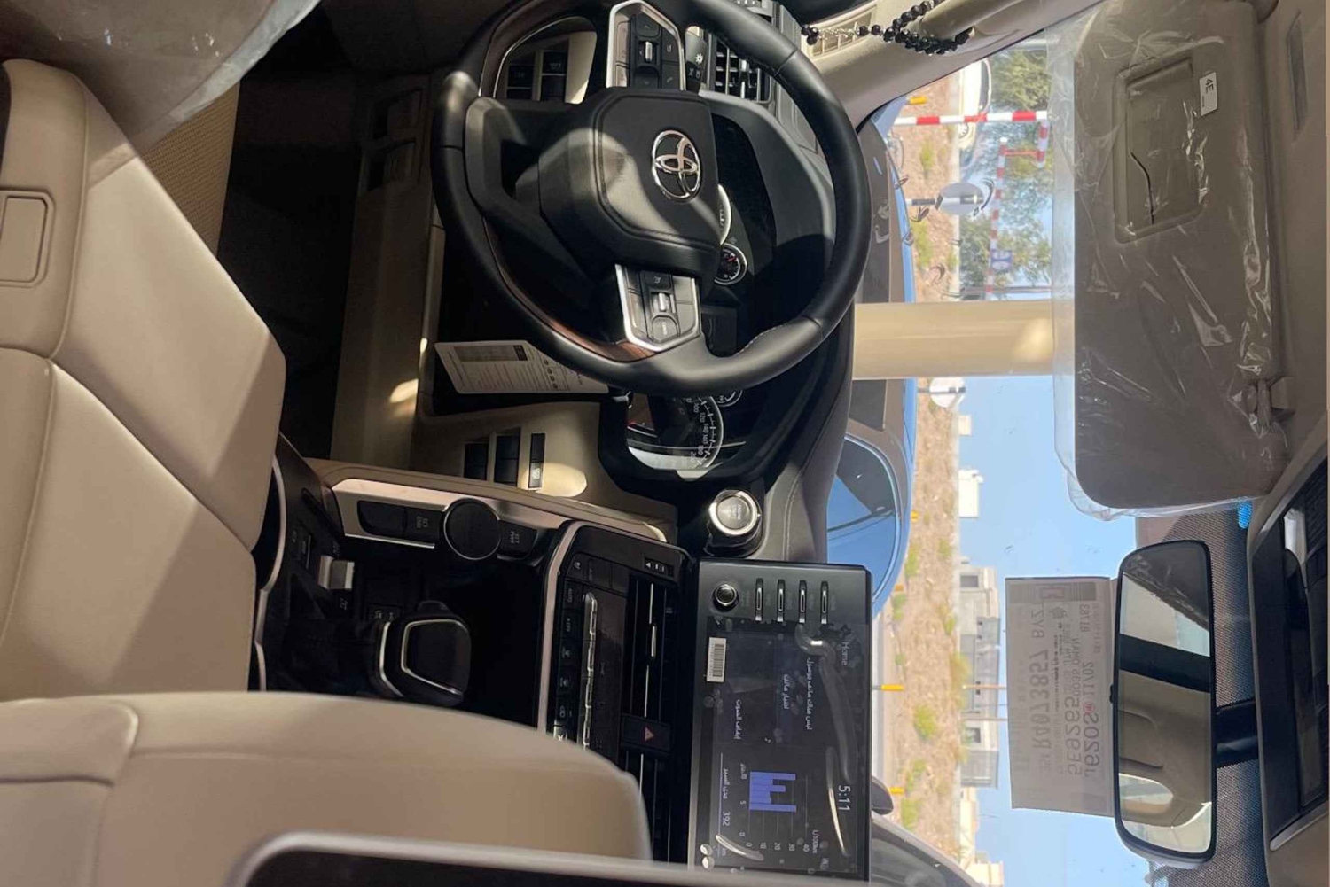 Маскат: частный трансфер на такси класса люкс из аэропорта