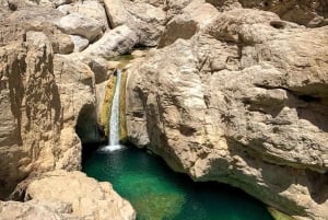 Muscat: Wadi Bani Khalid & solnedgång vid Wahiba Sands