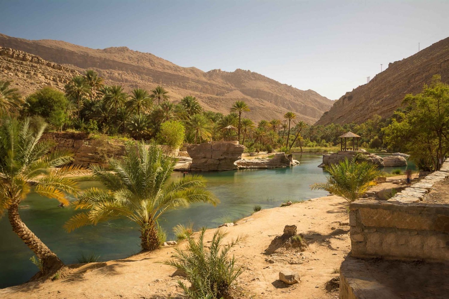 Muscat: Wahiba Desert and Wadi Bani Khalid Guided Group Tour