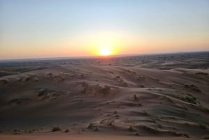 Mascate: tour de día completo a Wadi Bani Khalid y Wahiba Sands