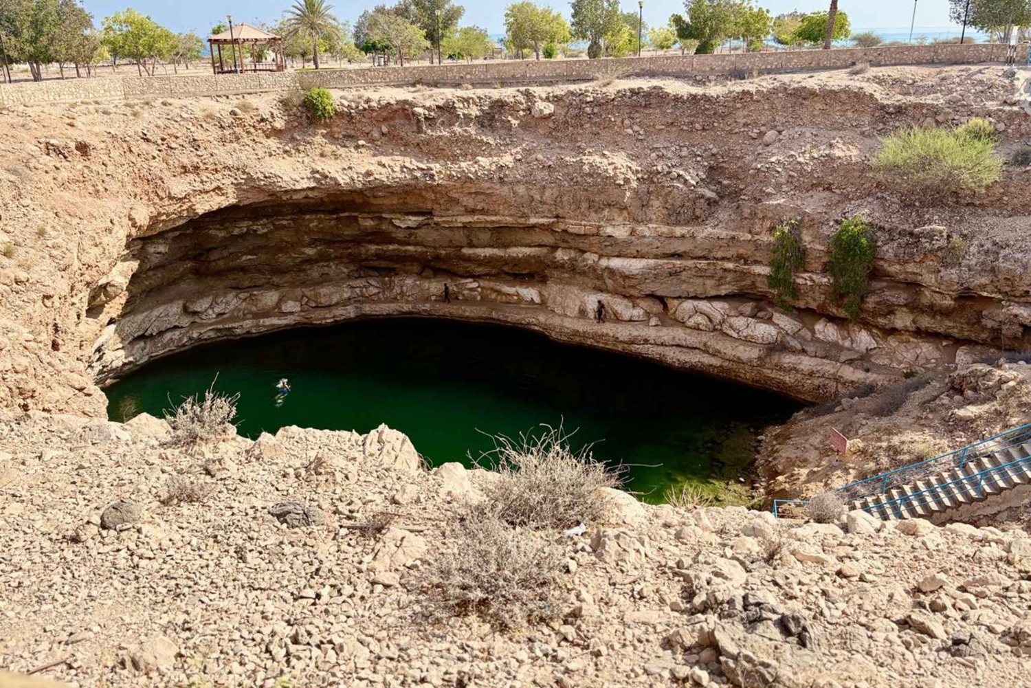 Muscat: Wadi Shab, Sinkhole, and White Beach Day Trip