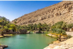 Muscat: Wadi Shab, Wahiba zand en Wadi Bani Khalid Tour