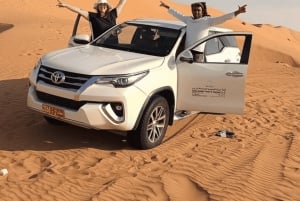 Muscat: Wahiba Sands Desert & Wadi Bani Khalid Full Day Tour