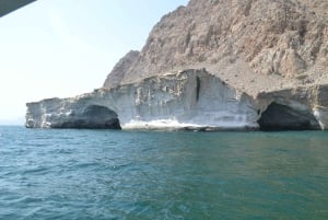 رحلة سفاري بحرية لمدة يوم كامل في جزيرة مسندم الصوفية