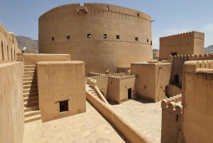 Muscat to Nizwa: Ancient heritage tour in Nizwa