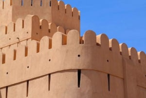 From Muscat: Nizwa, Bahla, and Jabrin Tour with Forts