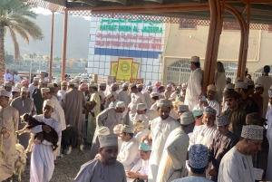 Nizwa: Nizwa Fort and Birkat Al Mouz Guided Tour