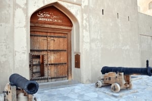 Souq di Nizwa, Forte di Nizwa, Forte di Bahla e Castello di Jabrin