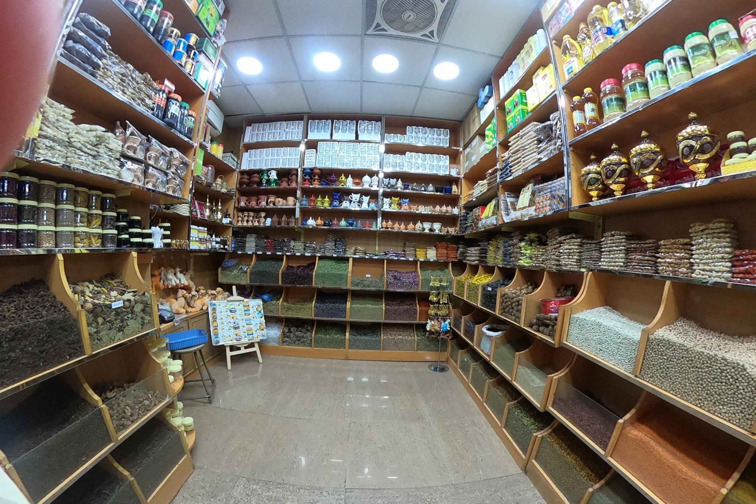 عاصمة عمان القديمة: أبرز الجولات السياحية في نزوى