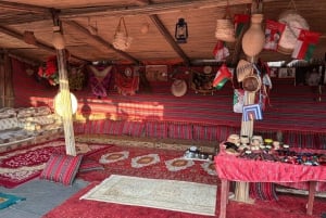Oman: 4-dagers tur til Wadi, Sur, ørkenen, Nizwa og Muscat