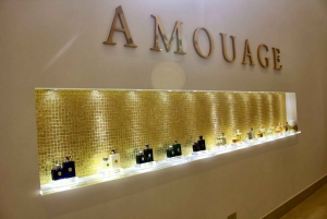 Oman: Visita a Amouage, à aldeia de Fanja e a Wadi Tayin em veículo todo-o-terreno