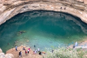 Oman: tour privato di 5 giorni con guida e trasferimenti