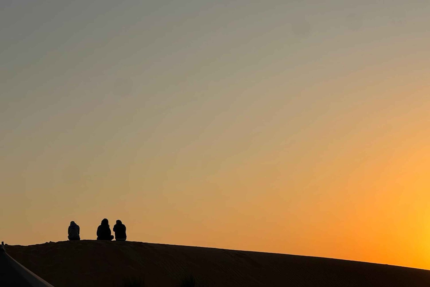 Oman: Desert Safari & Wadi Adventure Tour.