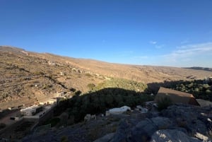 Oman: Desert Safari & Wadi Adventure Tour.