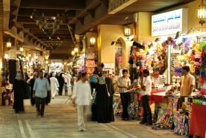 Oman: Gruppstadsvandring i Muscat med upphämtning och gratis lunch/middag