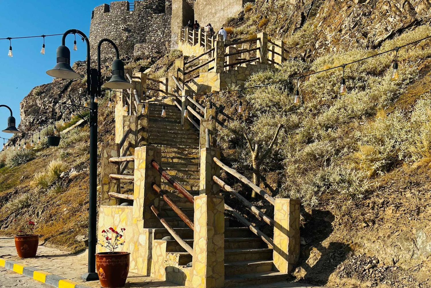 عُمان: مرشد سياحي محلي