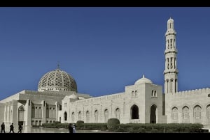 Oman: wycieczka po mieście Maskat samochodem elektrycznym z przewodnikiem