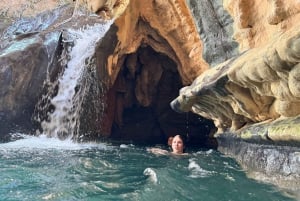 Oman’s Hidden Gems: Wadi Shab & Bimmah Sinkhole