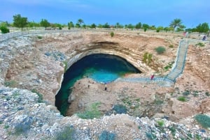 Oman’s Hidden Gems: Wadi Shab & Bimmah Sinkhole