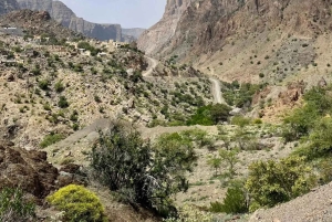 Oman Soul Trip: Nizwa, Bahla, Al Hamra & Jebel Akhdar