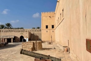 Privat heldagstur til Nizwa og Al Jabal Akhdar