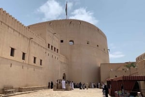 Wüstenabenteuer mit Übernachtung im Oman