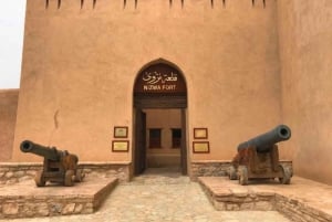 Excursion privée d'une journée à la Grande Mosquée et à Nizwa