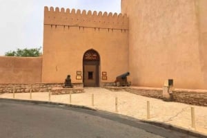 Privat dagstur til Nizwa, Jabal Akhdar og Birkat Al Moz
