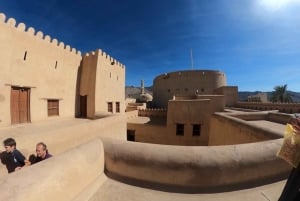 Excursion privée d'une journée à Nizwa, Jabal Akhdar, Birkat Al Moz