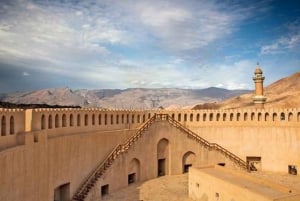 Excursion privée d'une journée à Nizwa, Jabal Akhdar, Birkat Al Moz