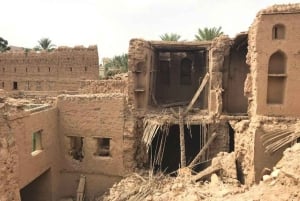 ニズワ、ジャバル・アクダル、ビルカット・アル・モズへのプライベート日帰り旅行