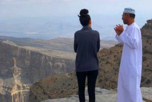 Privat dagstur til Nizwa og Jabal Shams (Grand Canyon)