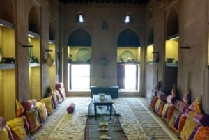 Privat dagstur til Wadi Al Hoqain og Al Hazm slott