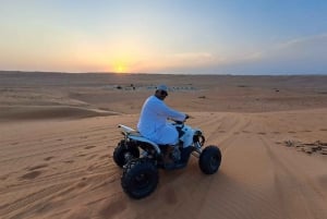 From Muscat: Guided Overnight Desert Camp Tour